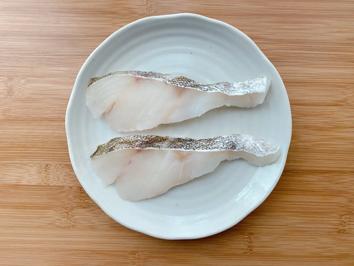 鱈 たら の切り身は冷凍で長持ち 保存 解凍のコツや気になる食感も解説 Frozen By Analyst Jp